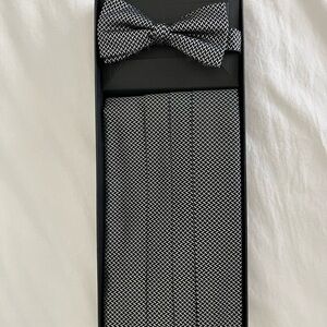 Jos. A. Bank Black and silver Bow Tie and cumberbund Set